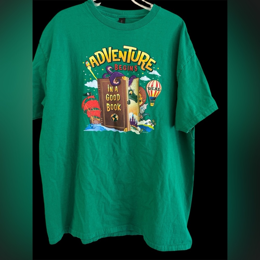 Adventure Begins in a Good Book Green Gilden T-Shirt SZ XL unisex